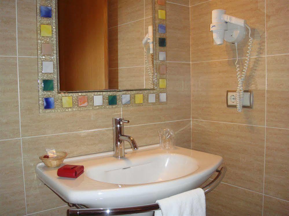 Hotel Castillo De Javier Пампона Екстериор снимка